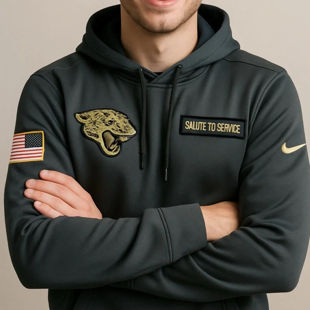 Nike 2016 NFL Carolina Panthers Salute to Service On-Field Hoodie, Size Large.